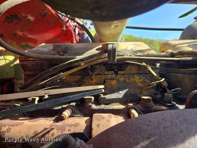 image for item EC4191 1990 Peterbilt semi truck