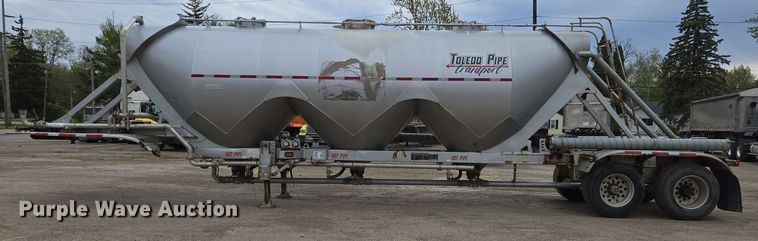 image for item EC4203 2019 Gallegos pneumatic dry bulk trailer