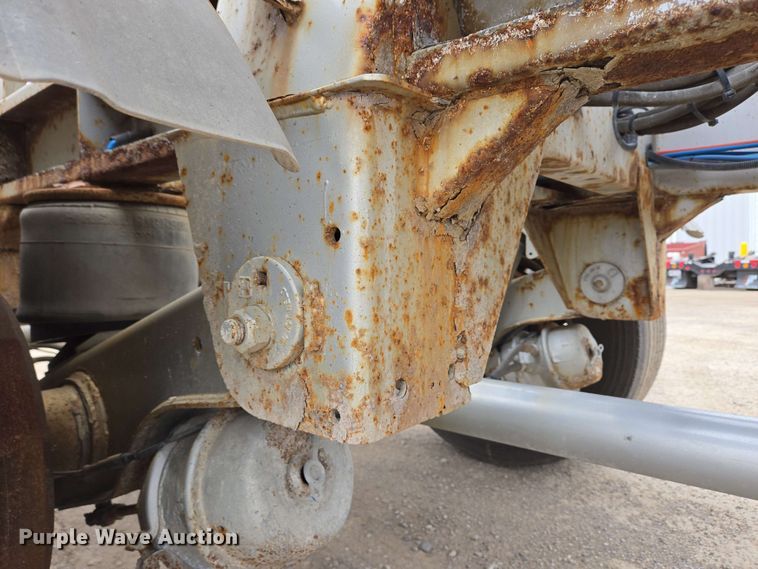 image for item EC4203 2019 Gallegos pneumatic dry bulk trailer