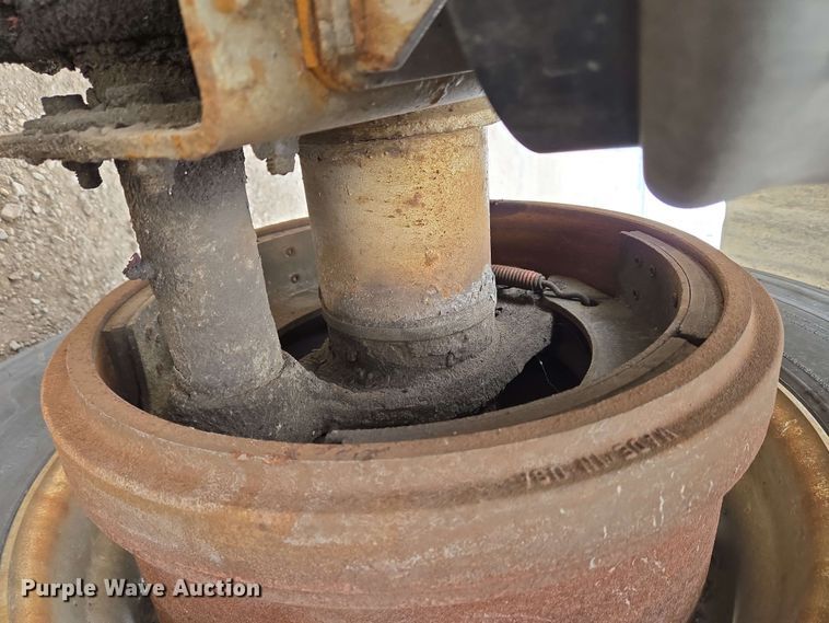 image for item EC4203 2019 Gallegos pneumatic dry bulk trailer