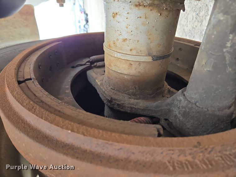 image for item EC4203 2019 Gallegos pneumatic dry bulk trailer