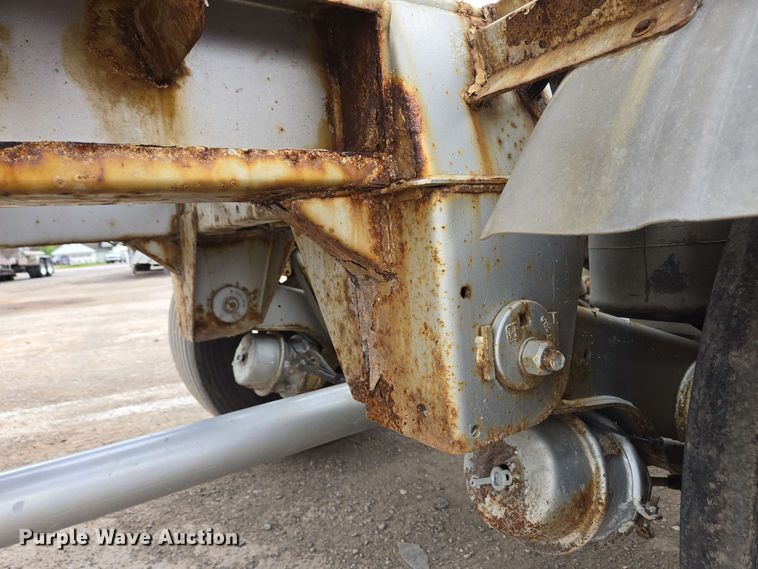 image for item EC4203 2019 Gallegos pneumatic dry bulk trailer