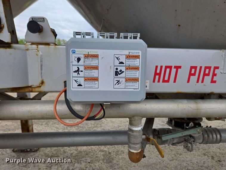 image for item EC4203 2019 Gallegos pneumatic dry bulk trailer