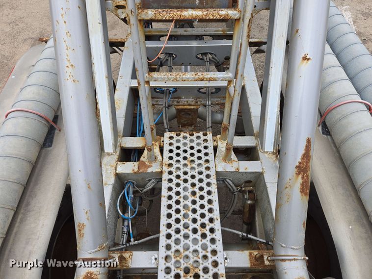 image for item EC4203 2019 Gallegos pneumatic dry bulk trailer