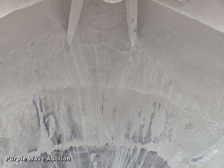 image for item EC4203 2019 Gallegos pneumatic dry bulk trailer