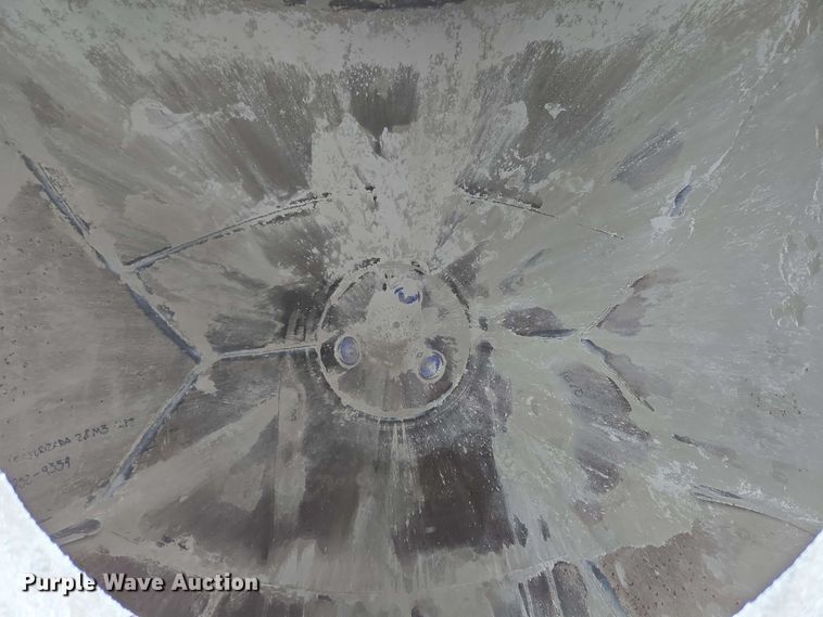 image for item EC4203 2019 Gallegos pneumatic dry bulk trailer