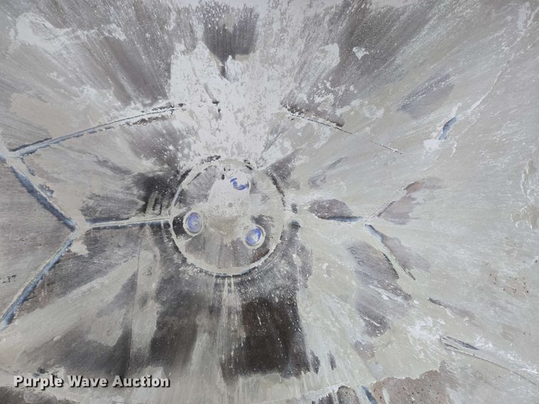 image for item EC4203 2019 Gallegos pneumatic dry bulk trailer