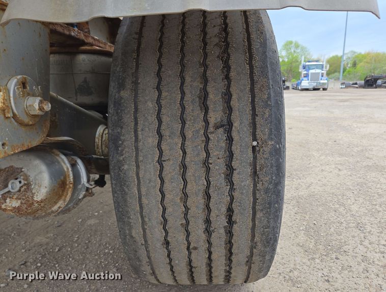 image for item EC4203 2019 Gallegos pneumatic dry bulk trailer