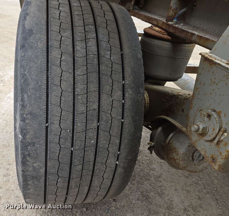 image for item EC4203 2019 Gallegos pneumatic dry bulk trailer