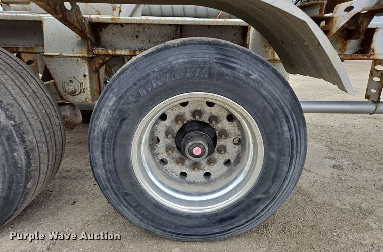 image for item EC4203 2019 Gallegos pneumatic dry bulk trailer