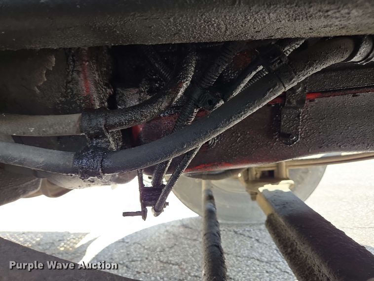 image for item EC4223 2011 Freightliner M2 flatbed truck