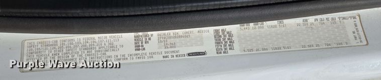 image for item EC4223 2011 Freightliner M2 flatbed truck