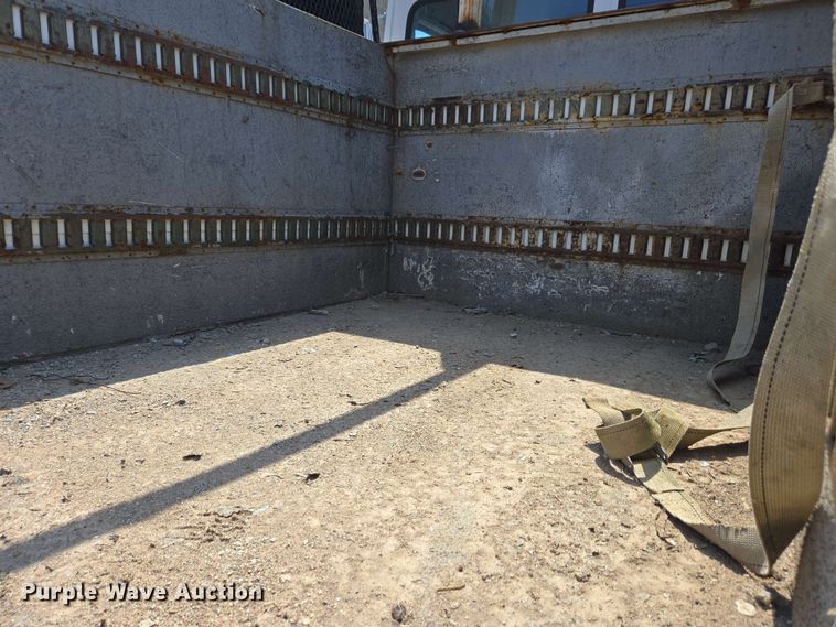 image for item EC4224 2002 Freightliner FL60 flatbed truck