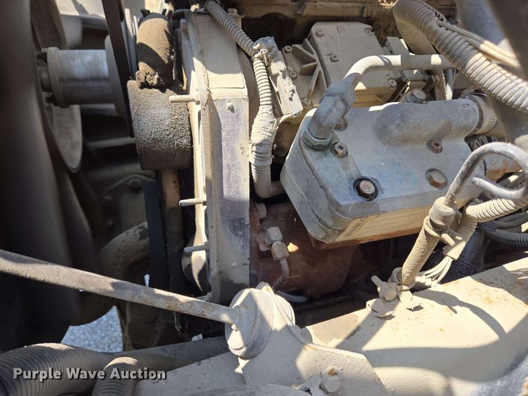 image for item EC4224 2002 Freightliner FL60 flatbed truck