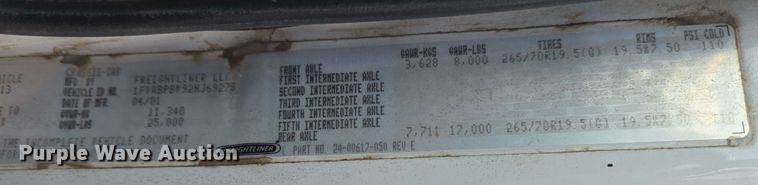 image for item EC4224 2002 Freightliner FL60 flatbed truck