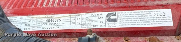 image for item EG5810 2003 International 9400i semi truck