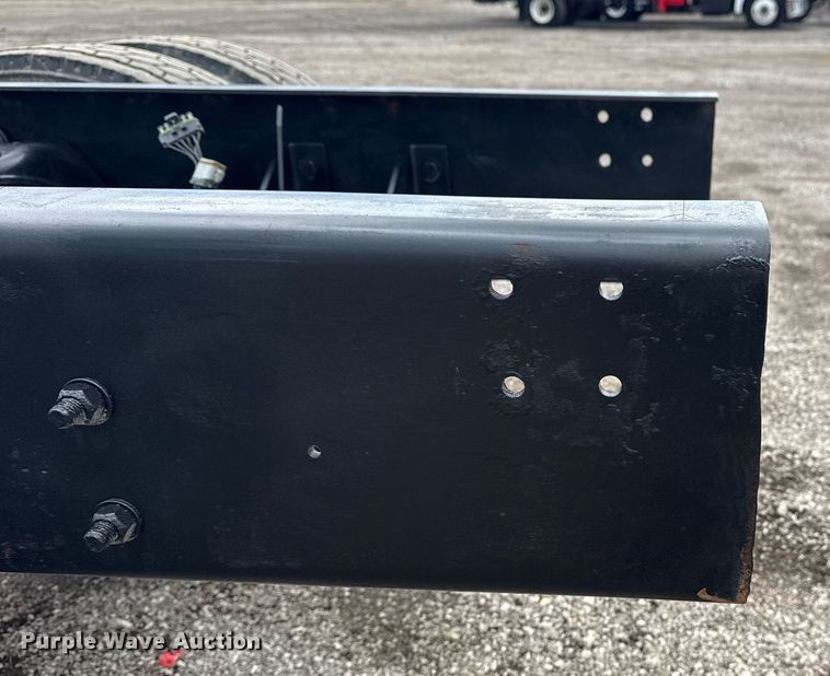 image for item EG5832 2010 Kenworth T370 truck cab and chassis