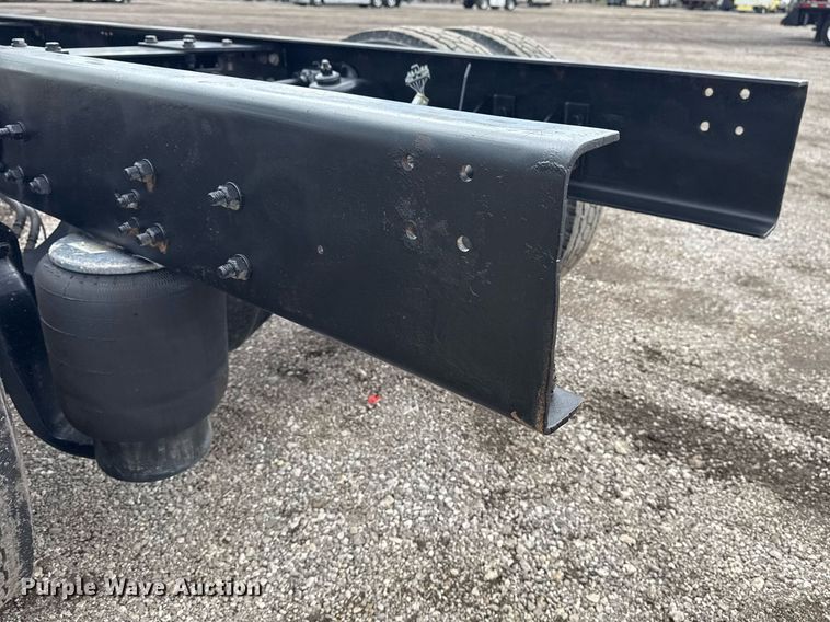 image for item EG5832 2010 Kenworth T370 truck cab and chassis