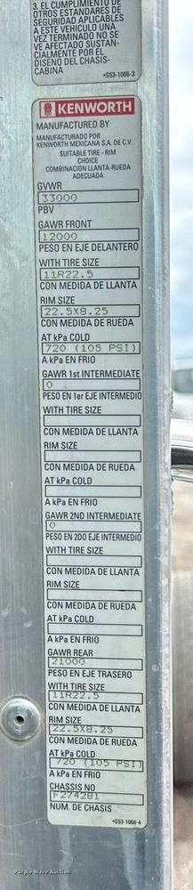 image for item EG5832 2010 Kenworth T370 truck cab and chassis