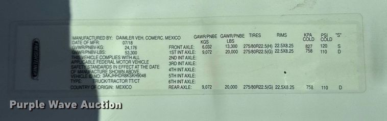 image for item EG6435 2019 Freightliner Cascadia semi truck