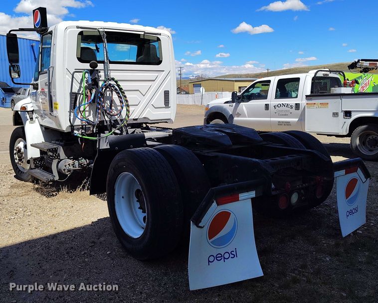 image for item EH0296 2012 International 4400 semi truck