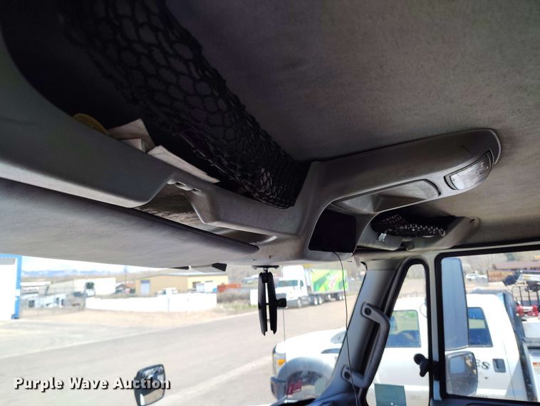 image for item EH0296 2012 International 4400 semi truck