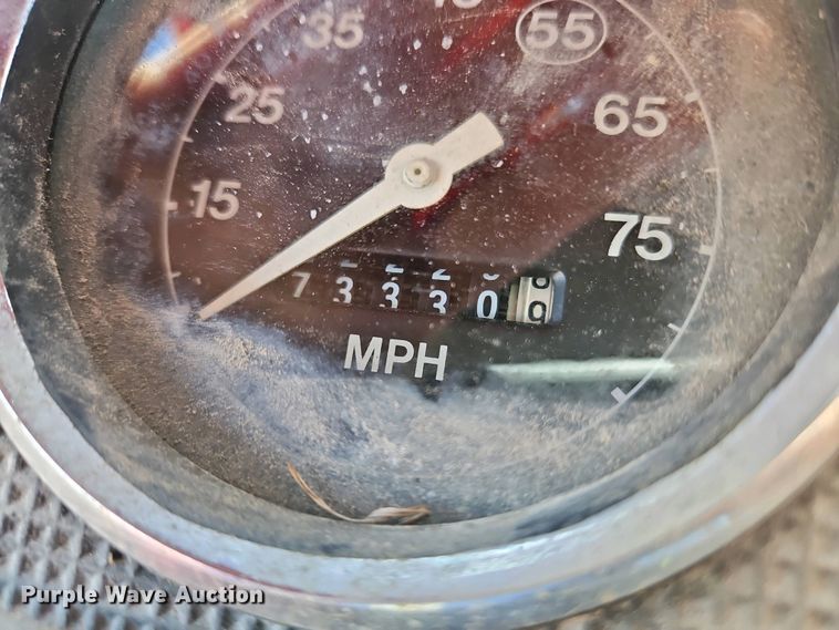 image for item EI8958 1980 Ford 8000 Custom Cab truck cab and chassis