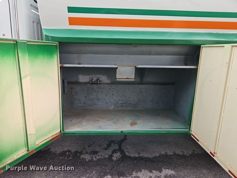 image for item EI8980 1987 Volvo White fuel truck