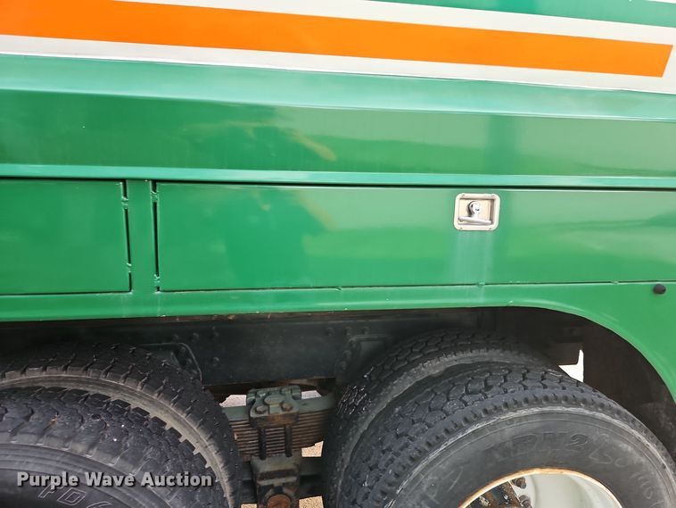 image for item EI8980 1987 Volvo White fuel truck