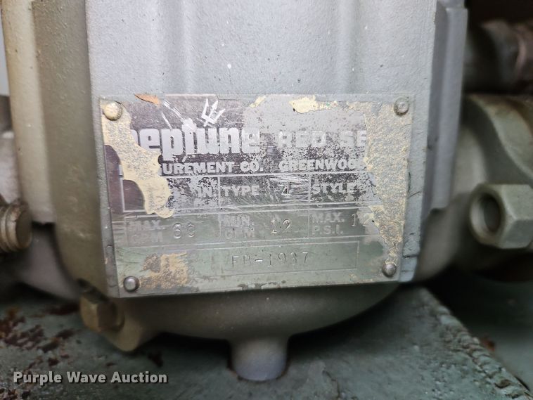 image for item EI8980 1987 Volvo White fuel truck