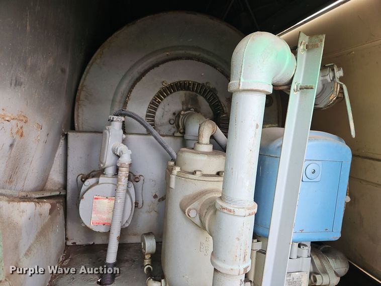 image for item EI8980 1987 Volvo White fuel truck