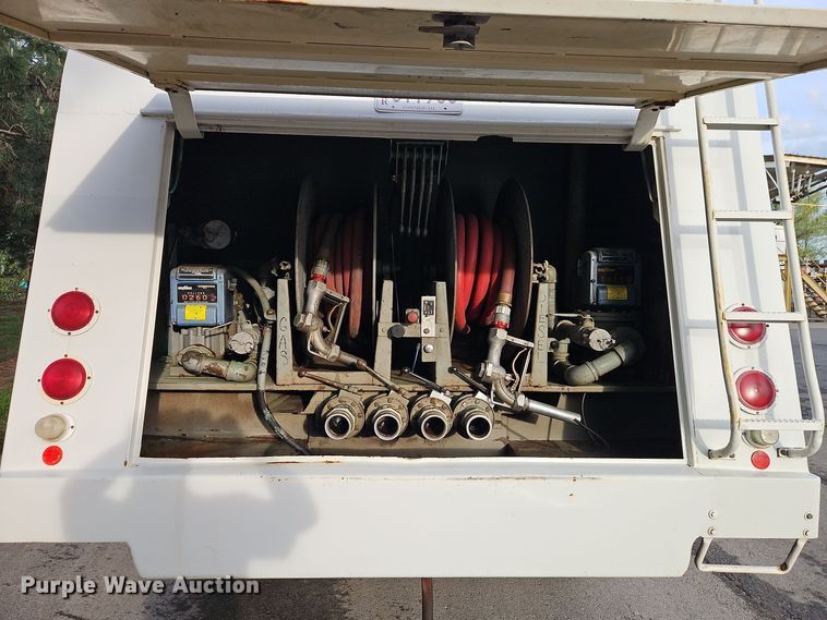 image for item EI8980 1987 Volvo White fuel truck