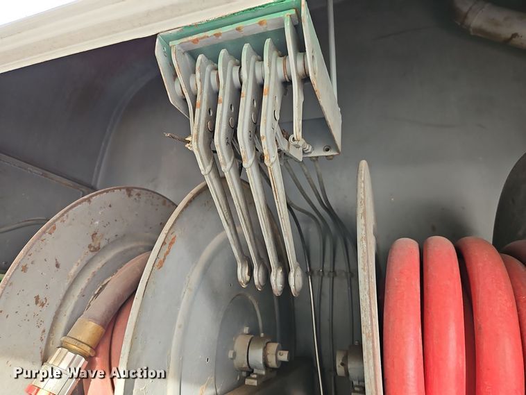 image for item EI8980 1987 Volvo White fuel truck