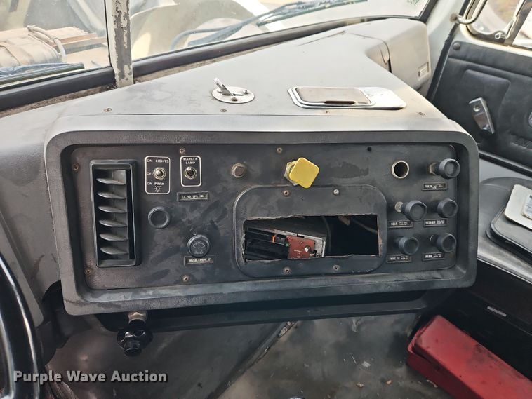 image for item EI8980 1987 Volvo White fuel truck