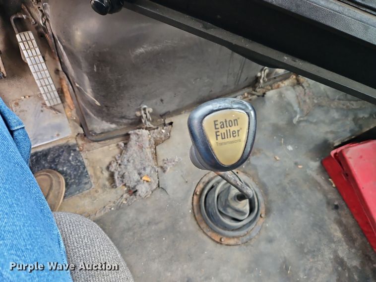 image for item EI8980 1987 Volvo White fuel truck