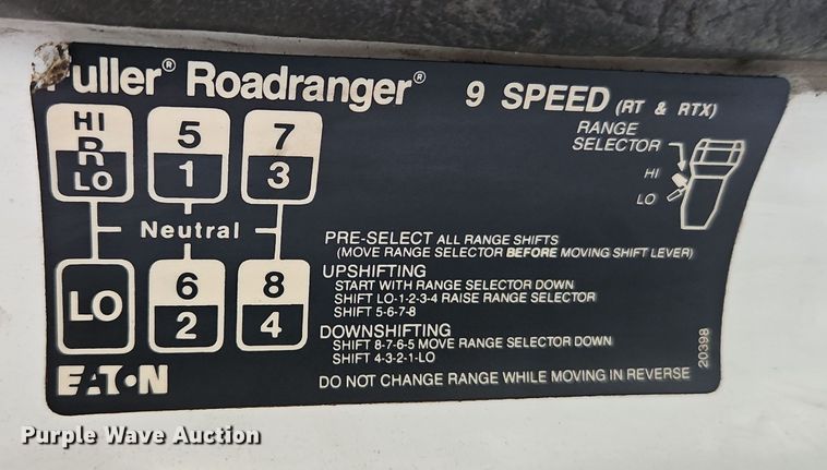image for item EI8980 1987 Volvo White fuel truck