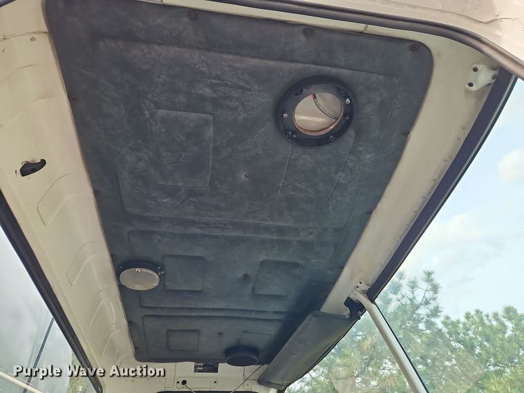 image for item EI8980 1987 Volvo White fuel truck