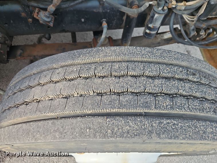 image for item EI8980 1987 Volvo White fuel truck