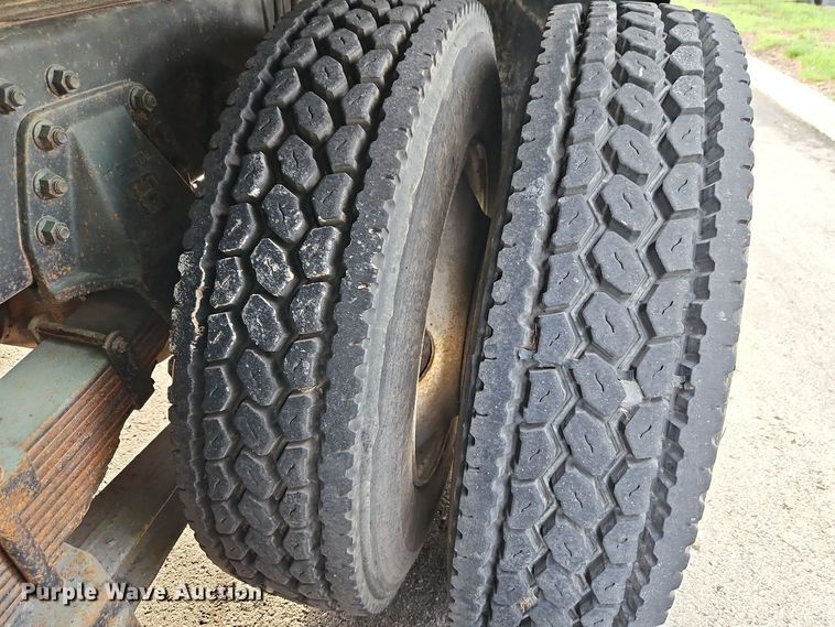 image for item EI8980 1987 Volvo White fuel truck