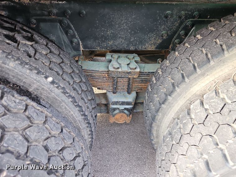 image for item EI8980 1987 Volvo White fuel truck