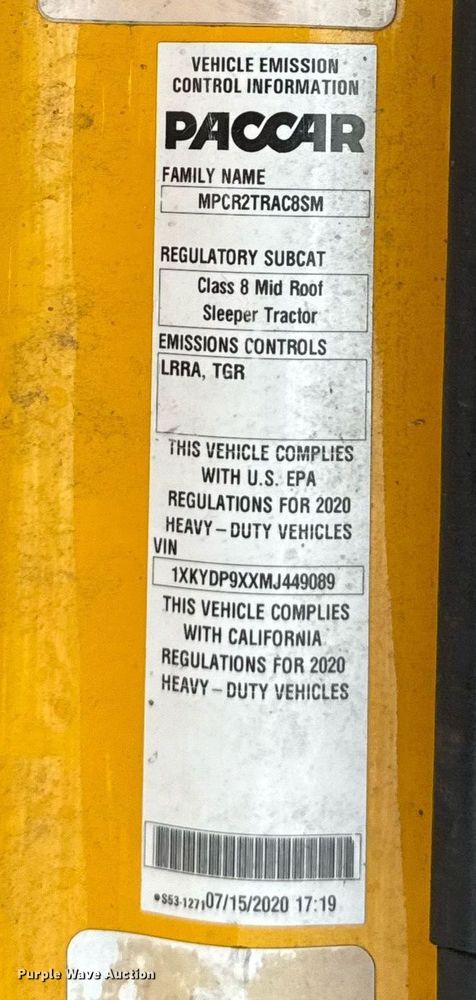 image for item EJ4567 2021 Kenworth T680 semi truck