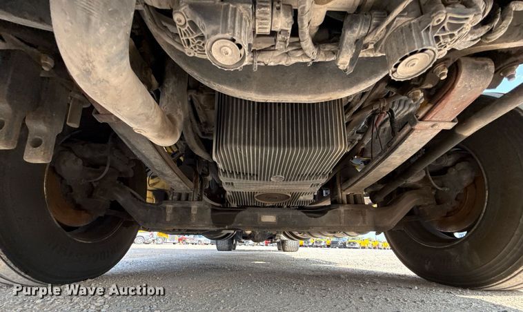 image for item EJ4569 2019 Kenworth T680 semi truck