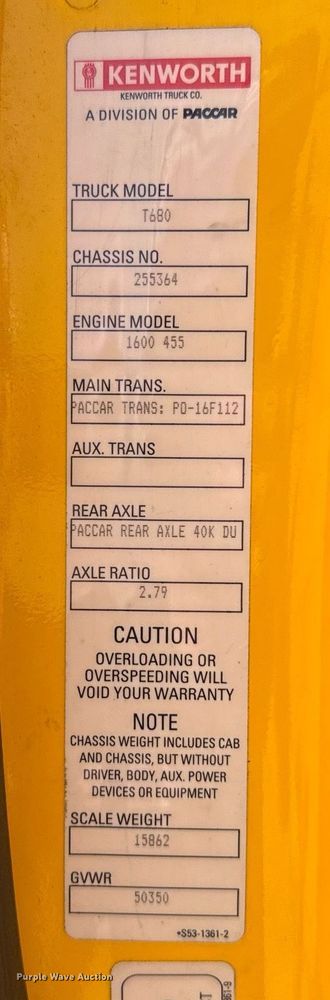 image for item EJ4569 2019 Kenworth T680 semi truck