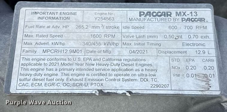 image for item EJ4570 2022 Kenworth T680 semi truck