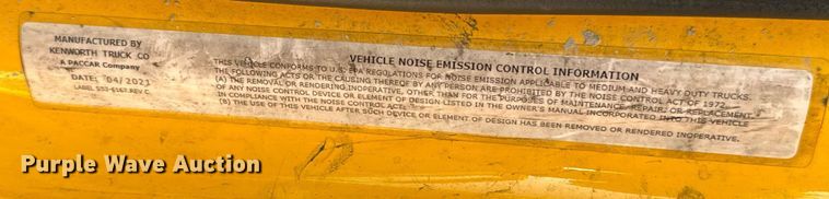 image for item EJ4570 2022 Kenworth T680 semi truck