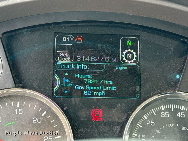 image for item EJ4571 2020 Kenworth T680 semi truck