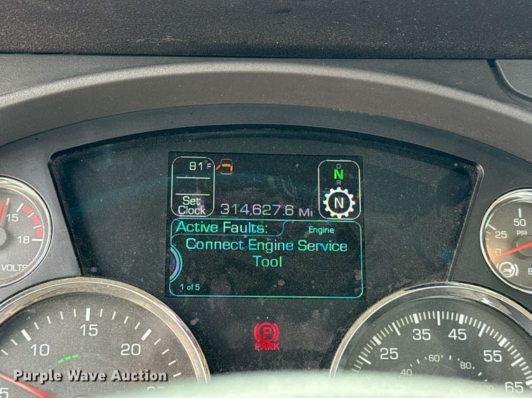 image for item EJ4571 2020 Kenworth T680 semi truck