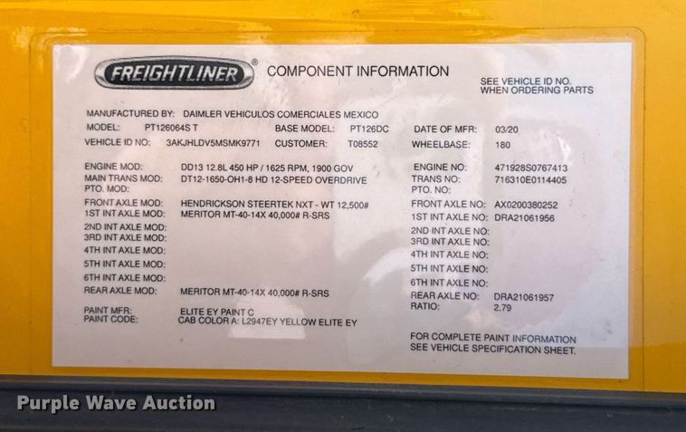 image for item EJ4575 2021 Freightliner Cascadia 126 semi truck