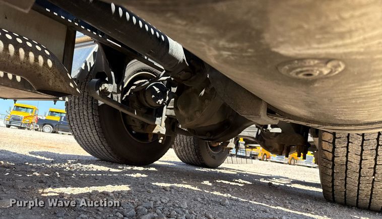 image for item EJ4577 2021 International LT625 semi truck