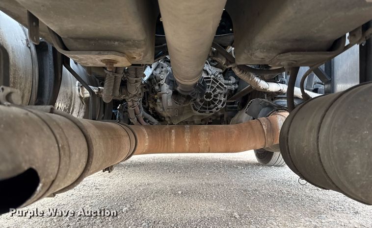 image for item EJ4578 2021 Freightliner Cascadia 126 semi truck